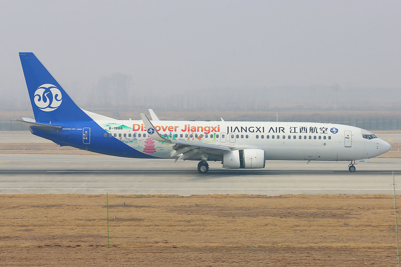 ./assets/img/aircraft/B-CJX-B738-2.jpg