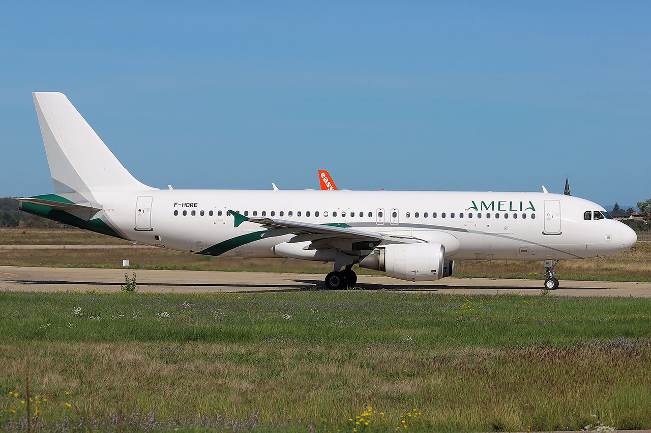 ./assets/img/aircraft/F-AEH-A320-1.jpg
