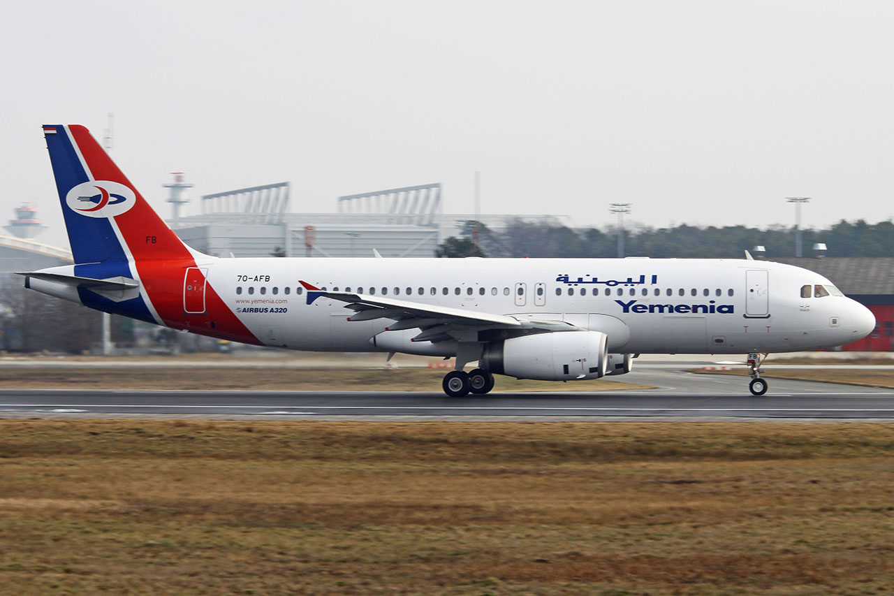 ./assets/img/aircraft/7O-IYE-A320-1.jpg