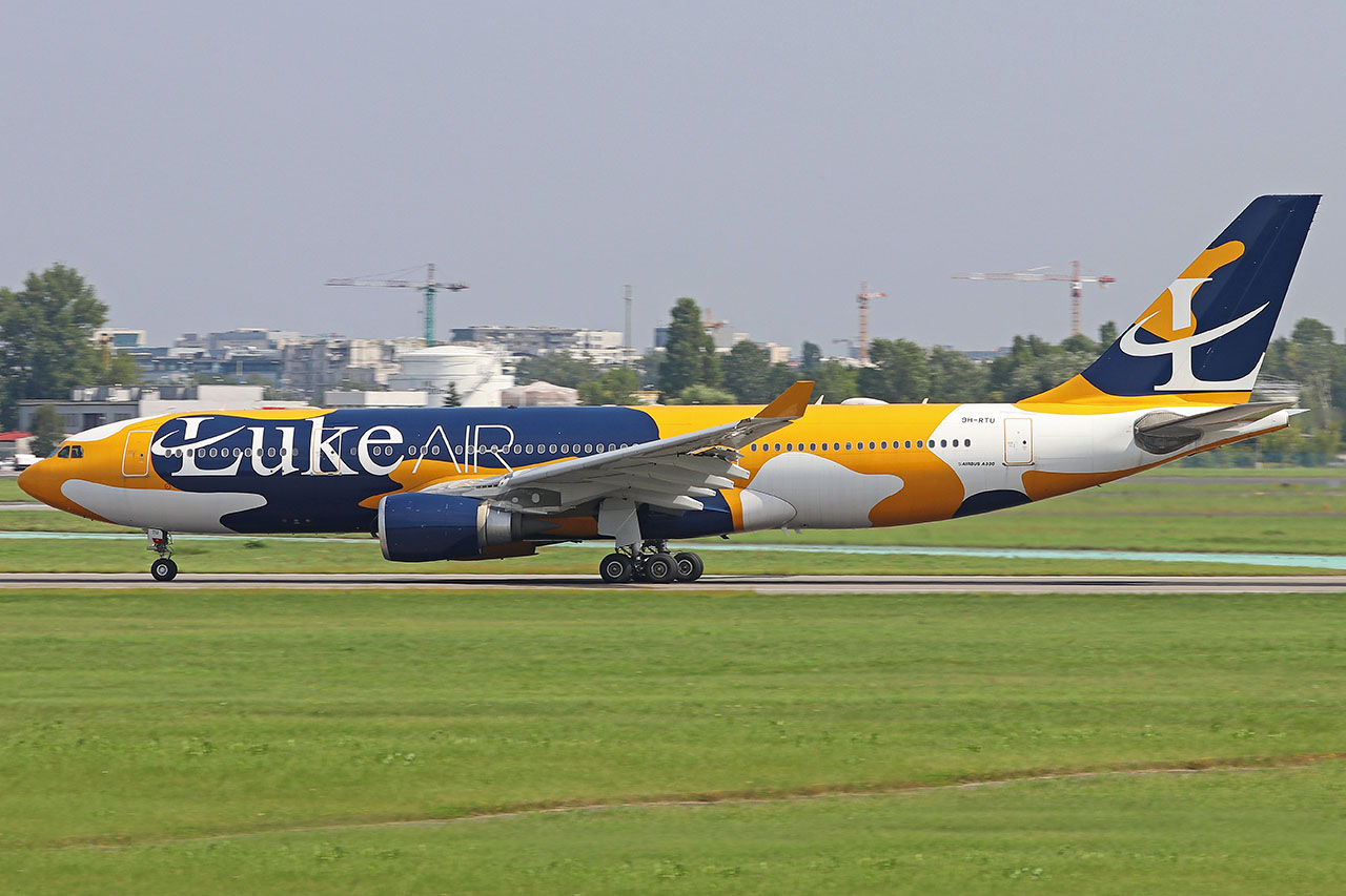 ./assets/img/aircraft/9H-LKA-A332-1.jpg