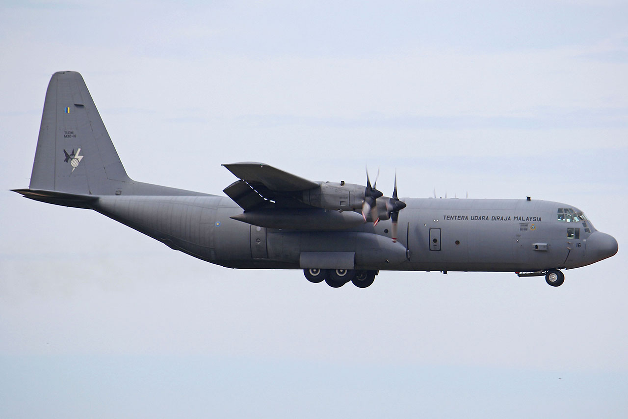 ./assets/img/aircraft/9M-450-C130-1.jpg