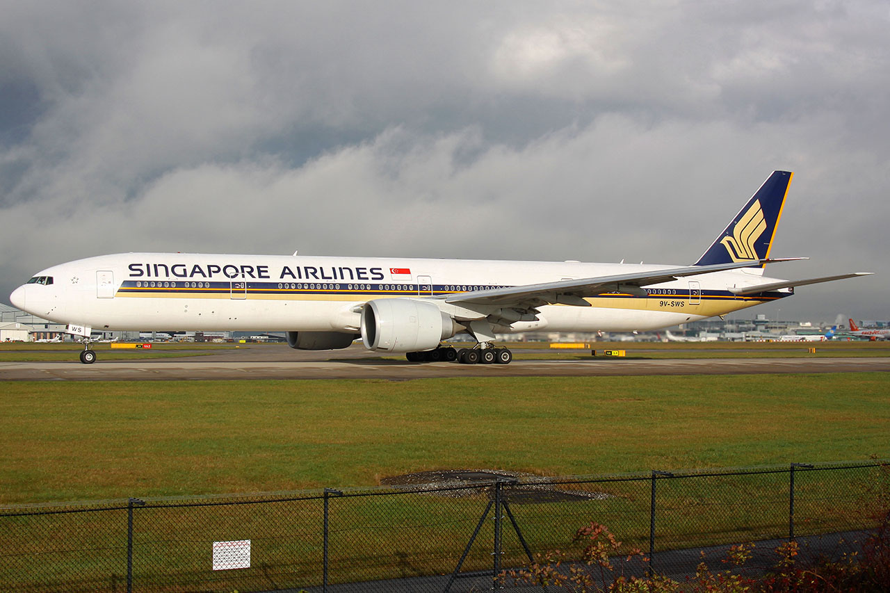 ./assets/img/aircraft/9V-SIA-B773-1.jpg