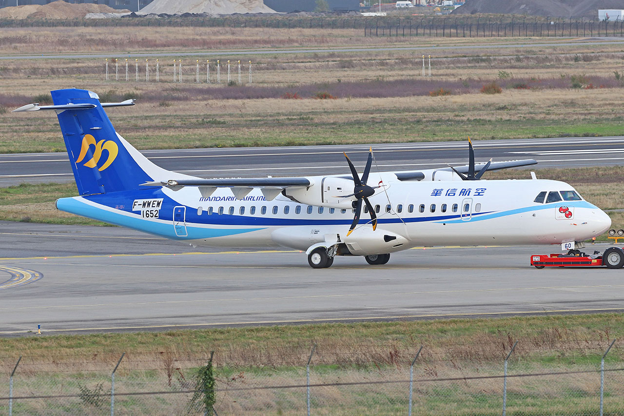 ./assets/img/aircraft/B-MDA-ATR72-1.jpg