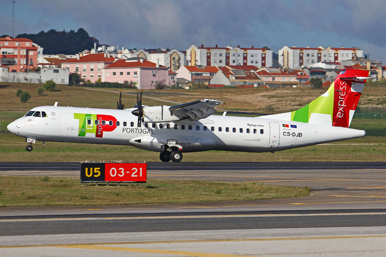 ./assets/img/aircraft/CS-TAP-ATR72-1.jpg