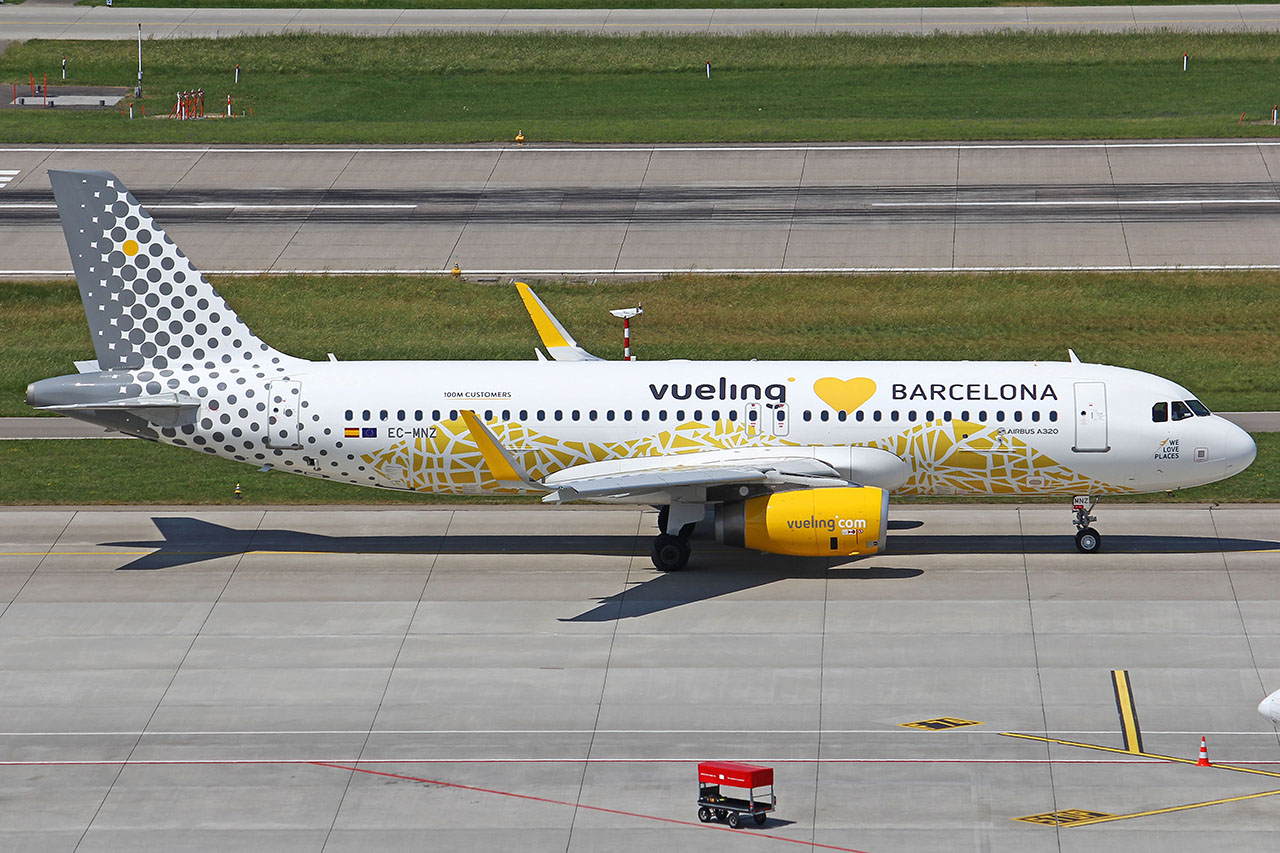 ./assets/img/aircraft/EC-VLG-A320-7.jpg