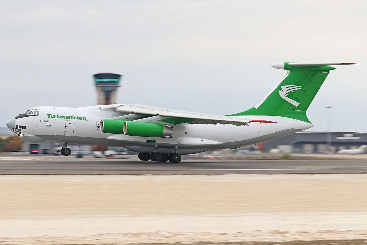 ./assets/img/aircraft/EZ-TUA-IL76-1.jpg