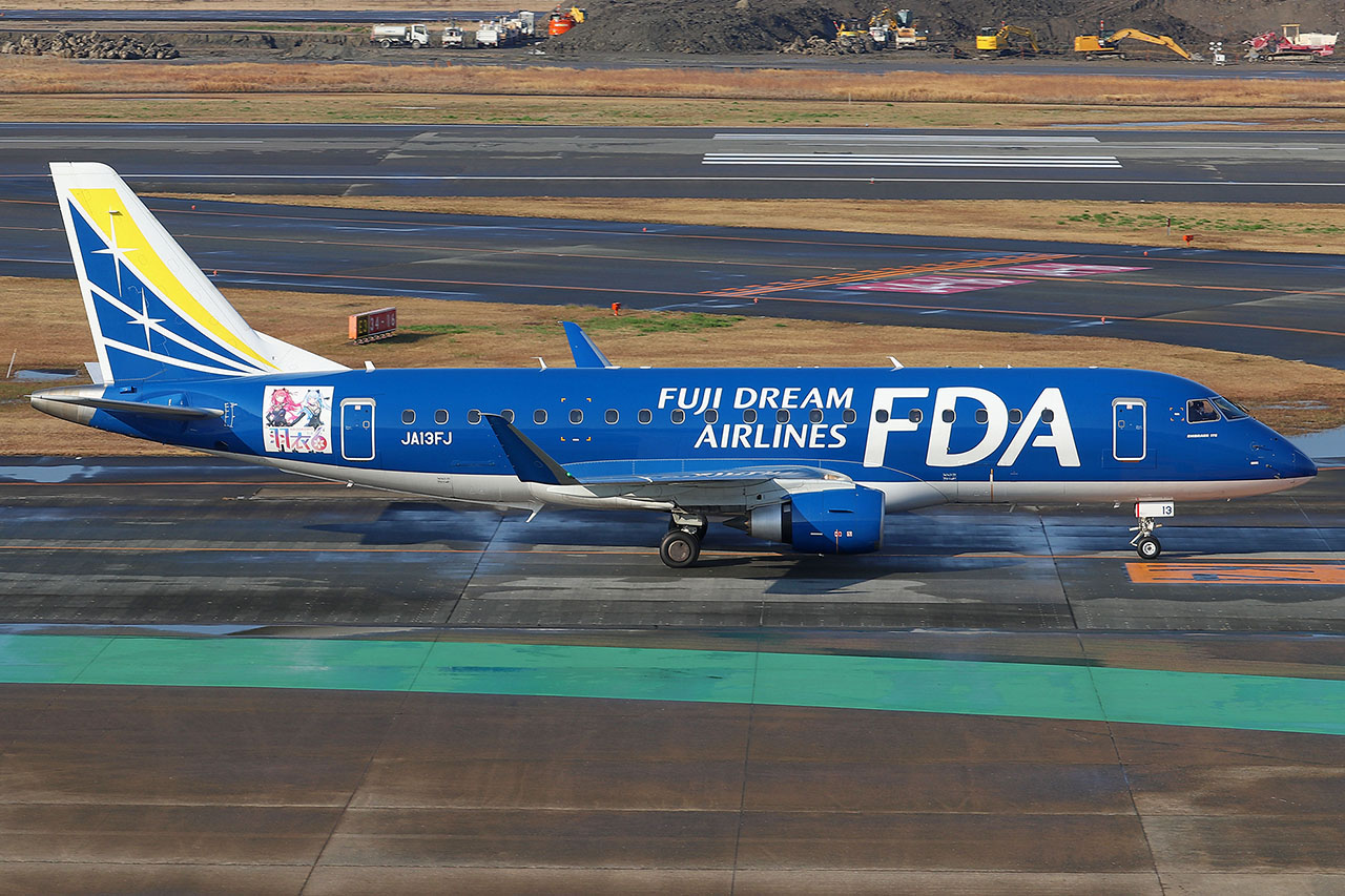 ./assets/img/aircraft/JA-FDA-E175-9.jpg