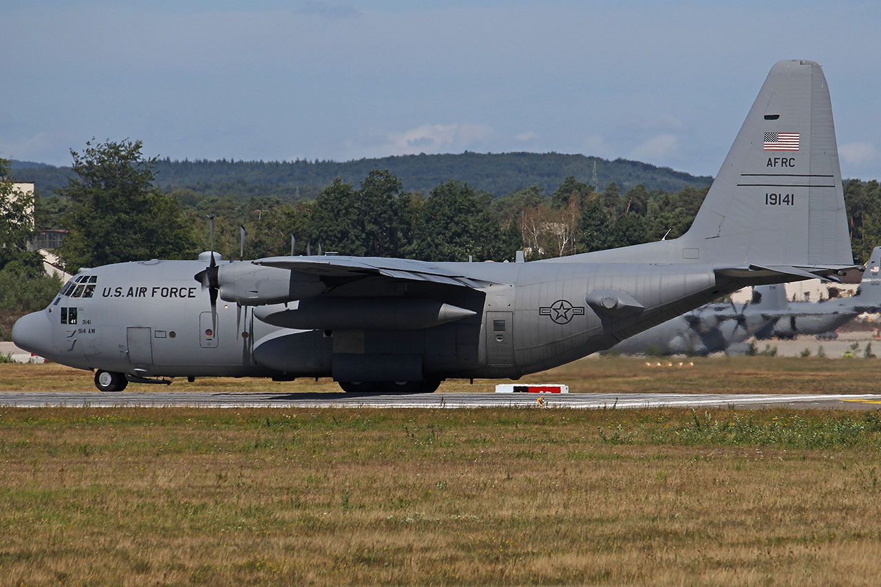 ./assets/img/aircraft/N-450-C130-3.jpg