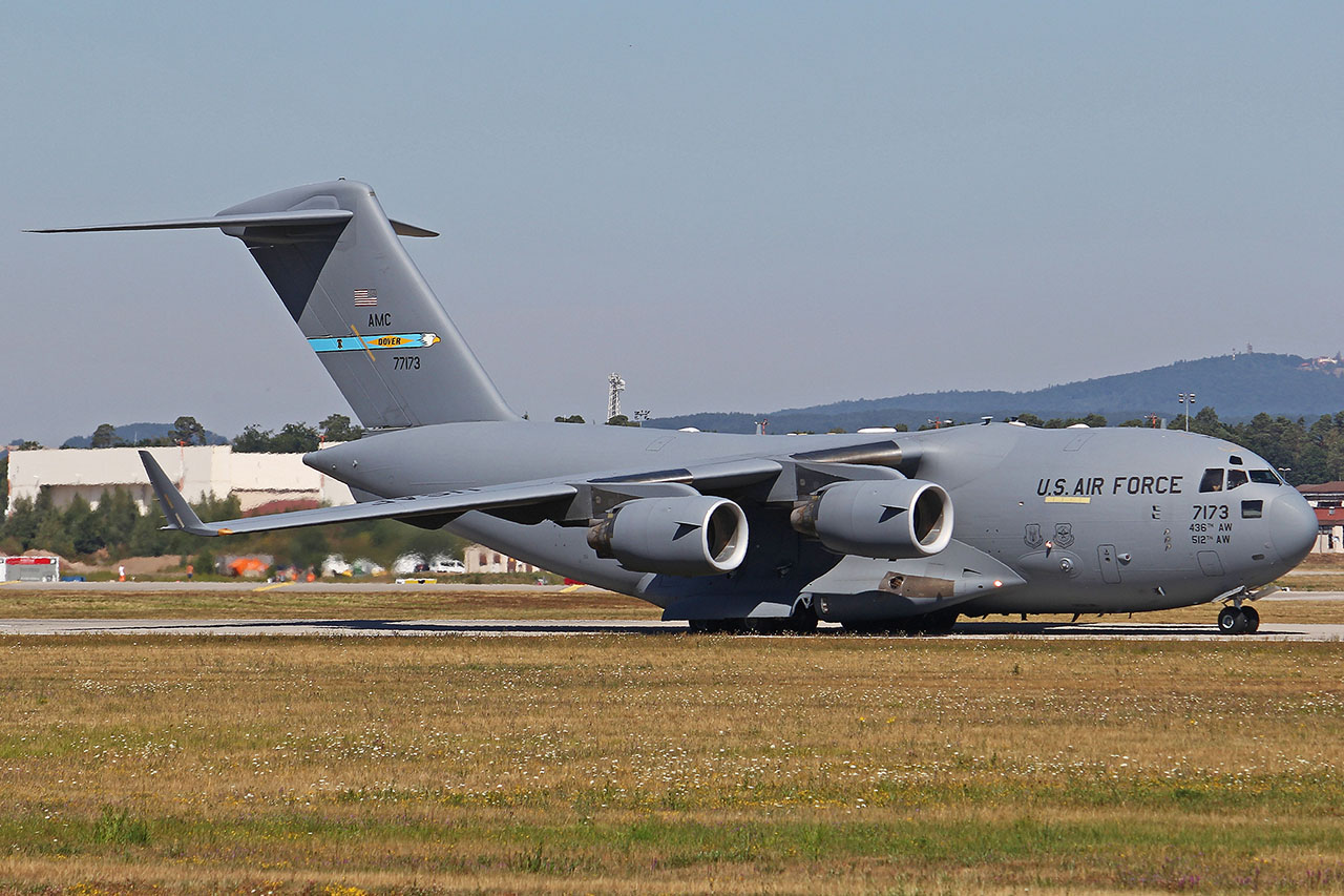 ./assets/img/aircraft/N-450-C17-3.jpg