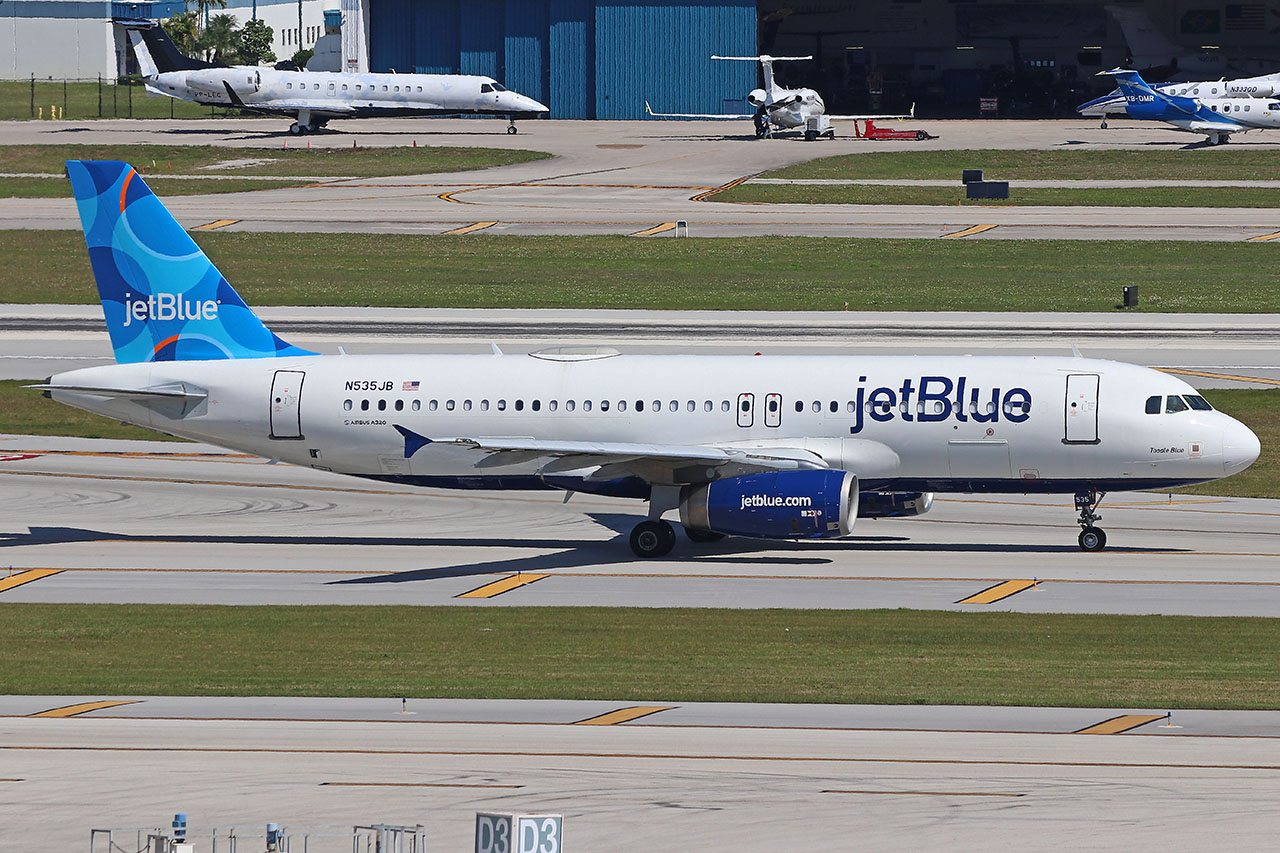 ./assets/img/aircraft/N-JBU-A320-12.jpg