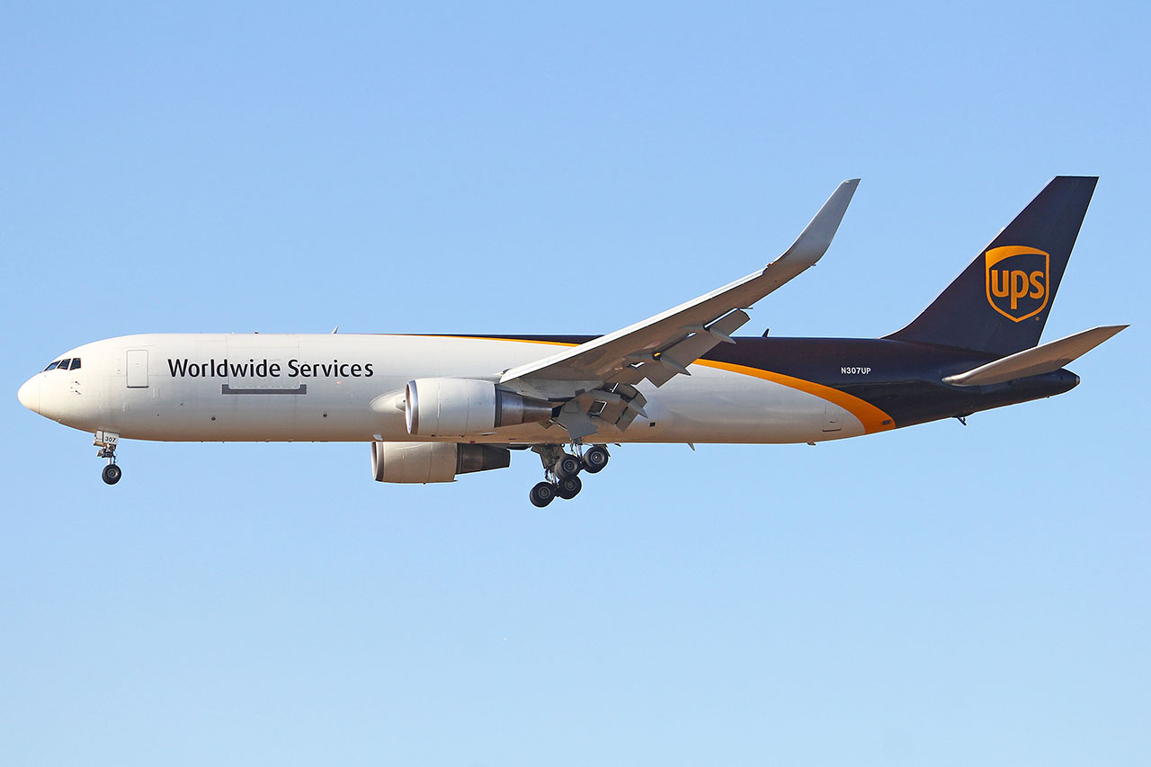 ./assets/img/aircraft/N-UPS-B763-1.jpg