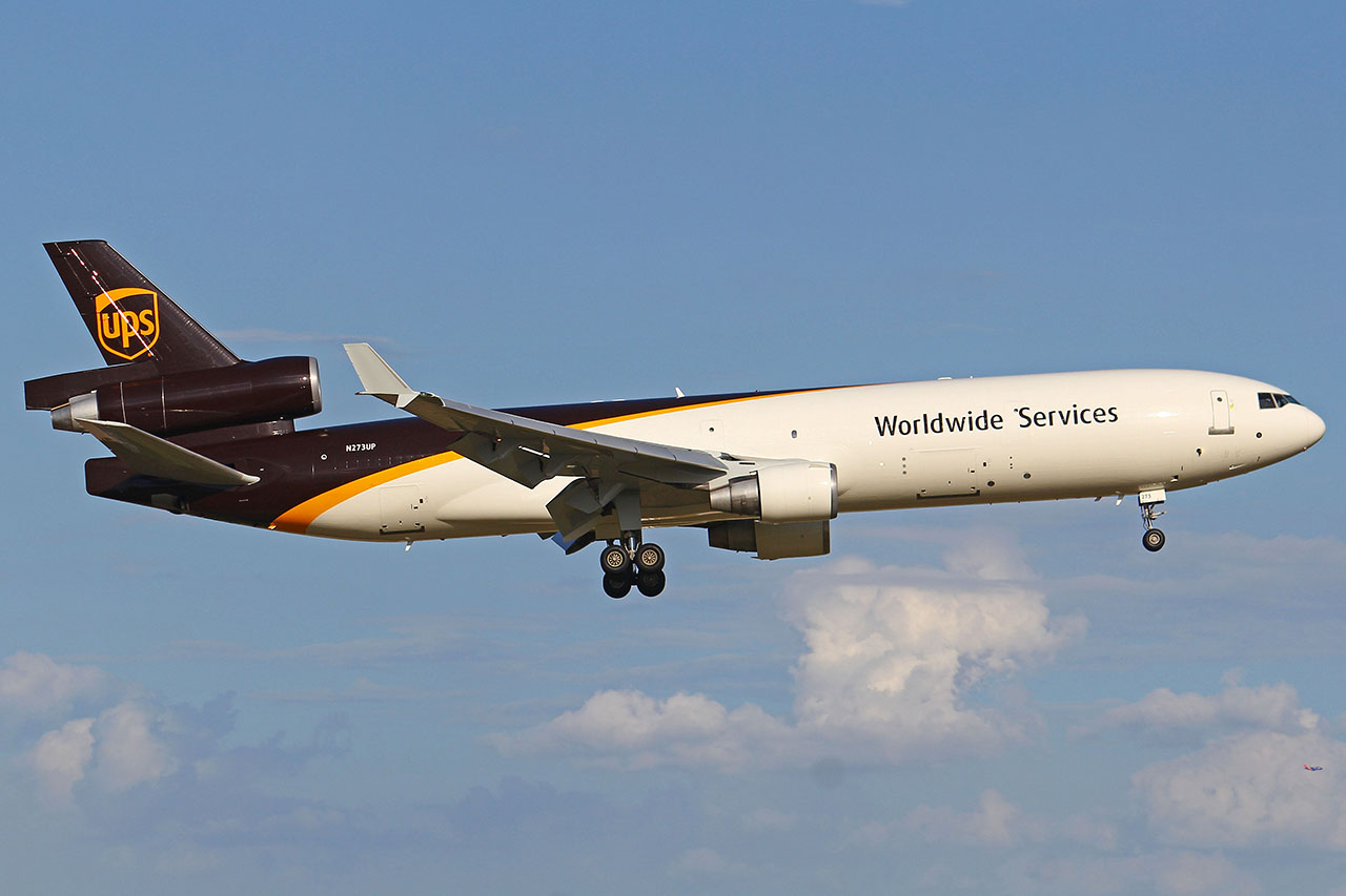 ./assets/img/aircraft/N-UPS-MD11-1.jpg