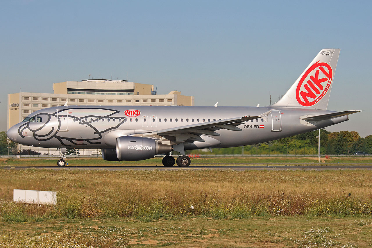 ./assets/img/aircraft/OE-NLY-A319-1.jpg