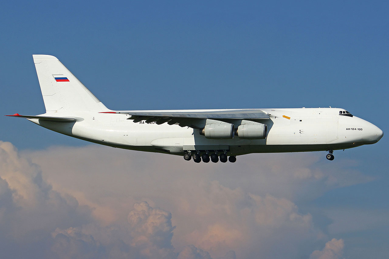 ./assets/img/aircraft/RA-VDA-A124-3.jpg