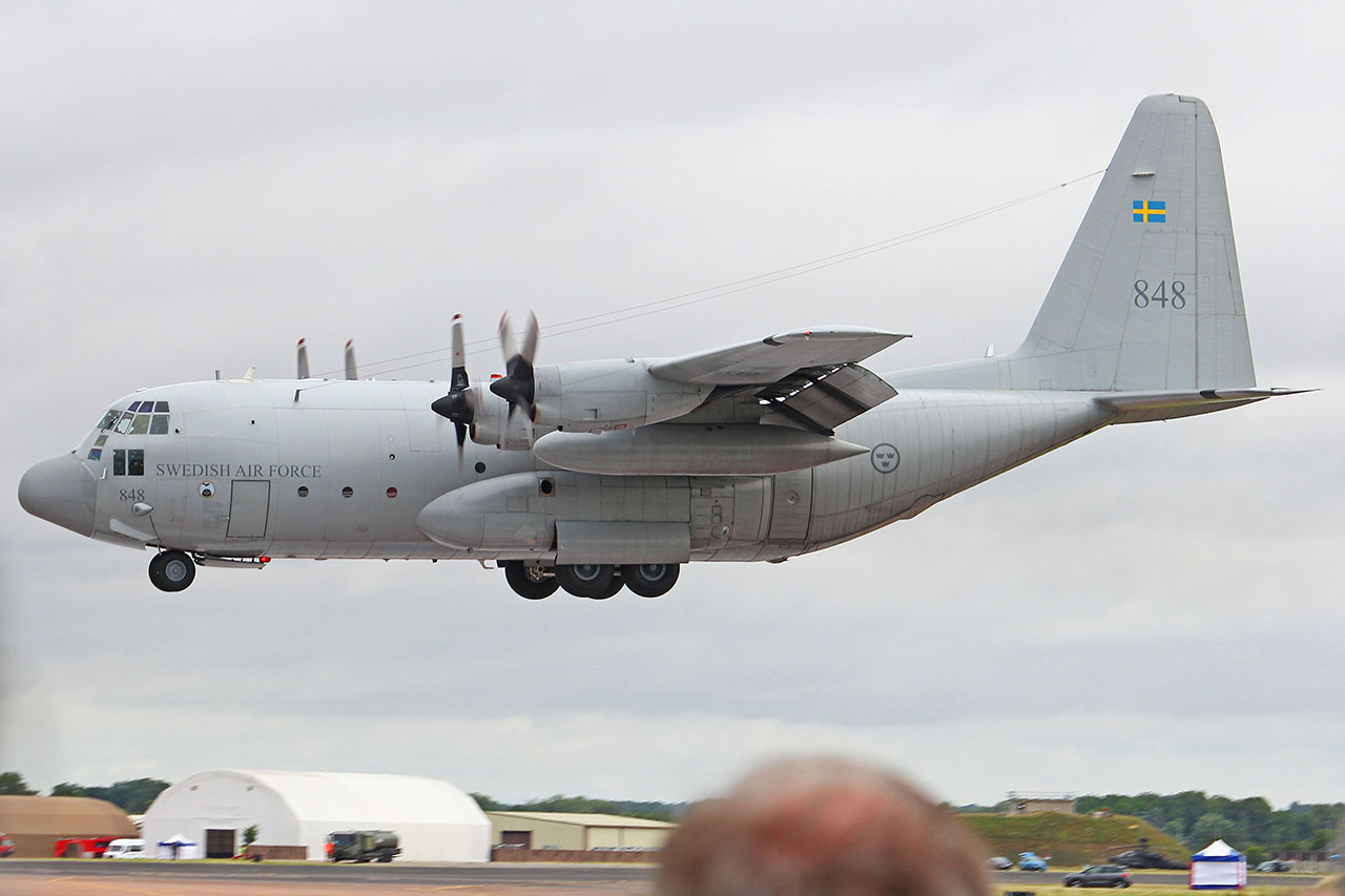 ./assets/img/aircraft/SE-450-C130-1.jpg