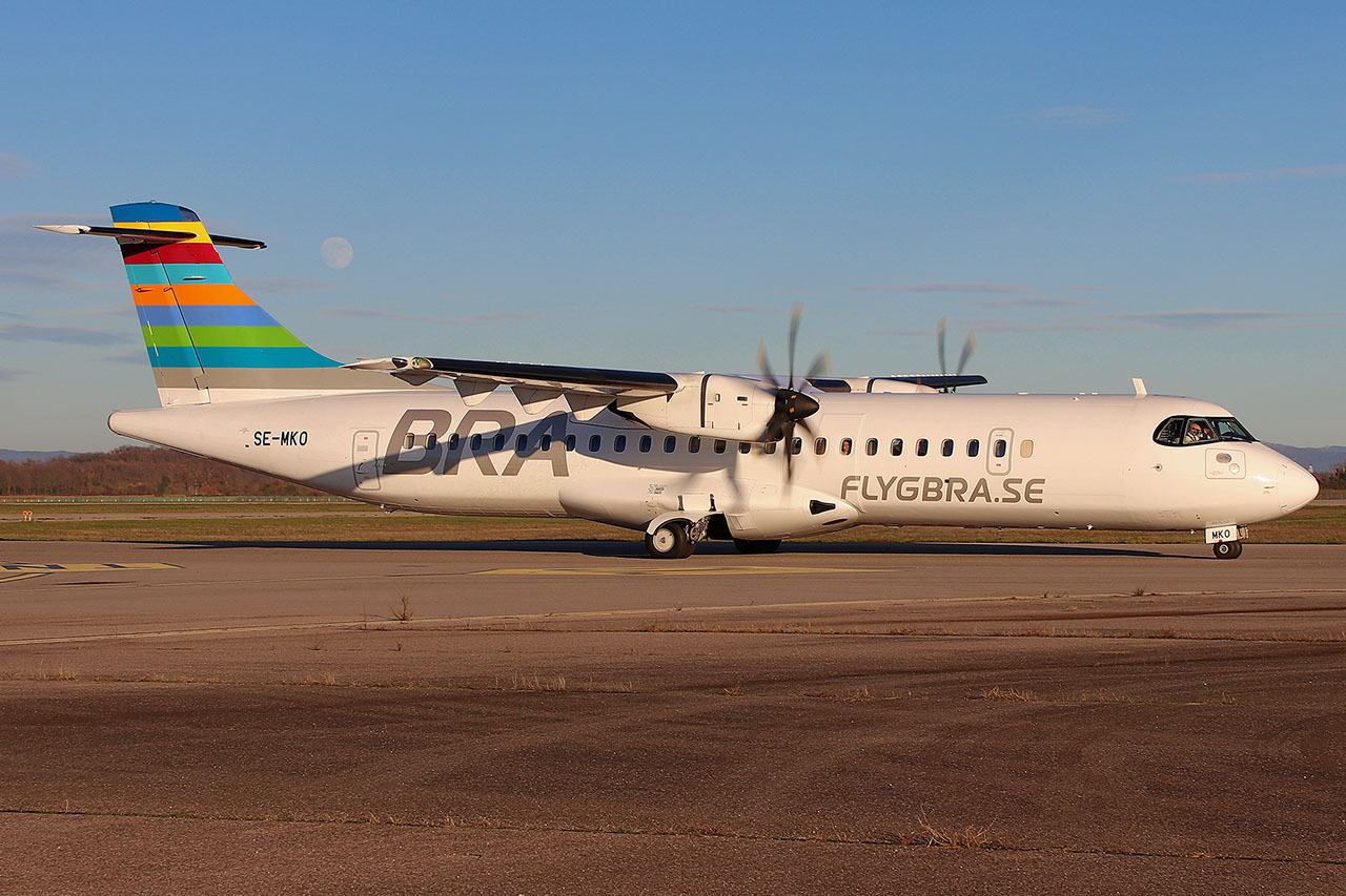 ./assets/img/aircraft/SE-SCW-ATR72-1.jpg