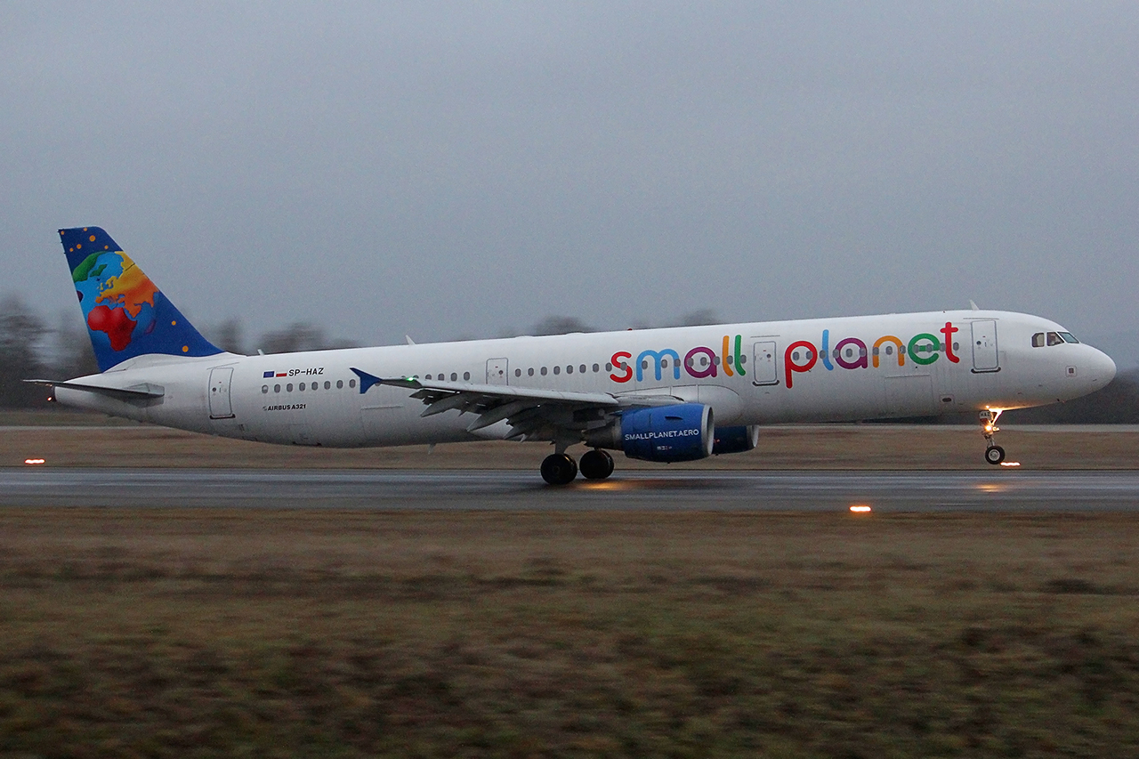 ./assets/img/aircraft/SP-LLP-A321-1.jpg