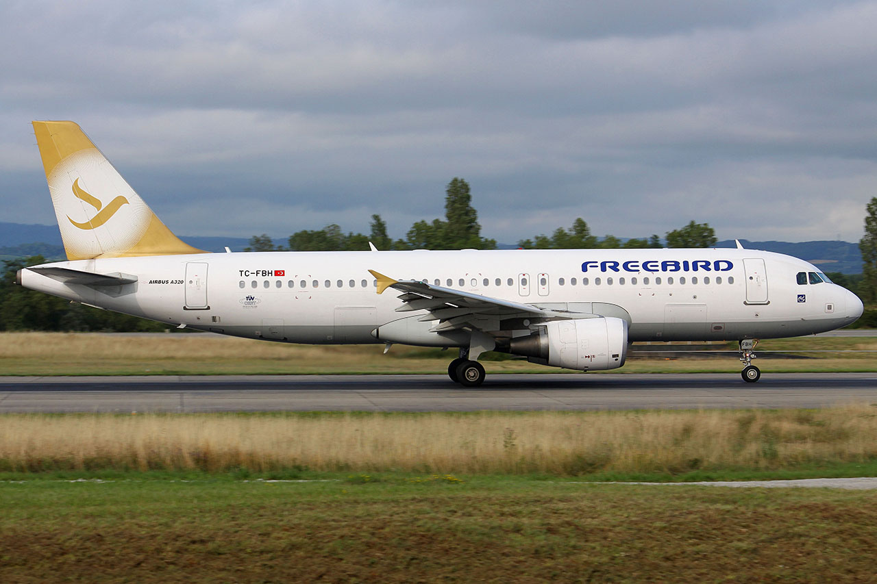 ./assets/img/aircraft/TC-FHY-A320-3.jpg