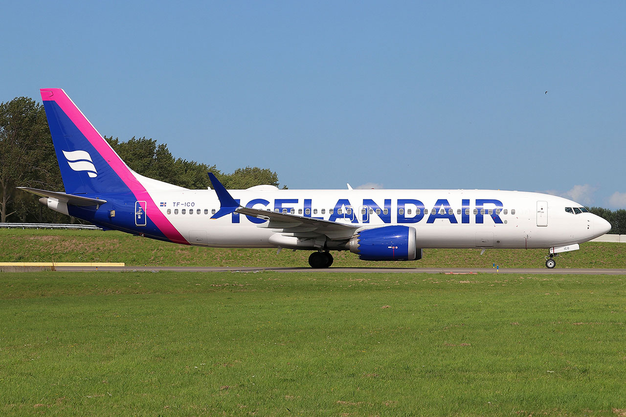 ./assets/img/aircraft/TF-ICE-B738-1.jpg