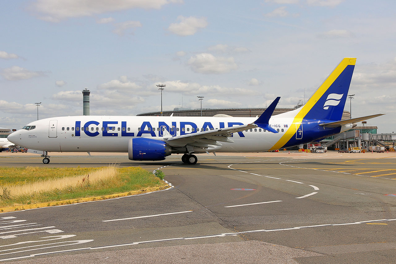 ./assets/img/aircraft/TF-ICE-B738-4.jpg