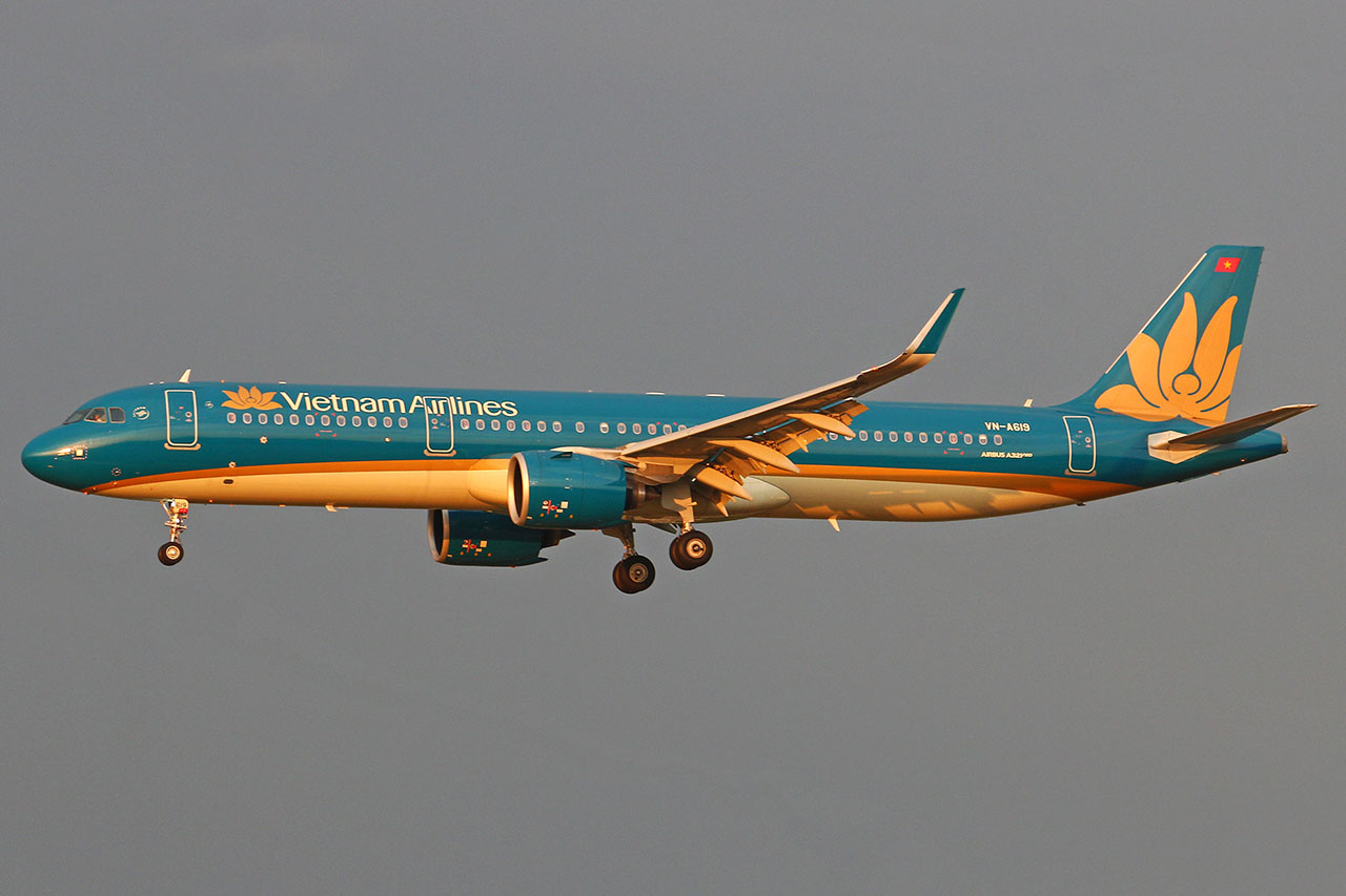 ./assets/img/aircraft/VN-HVN-A321-5.jpg