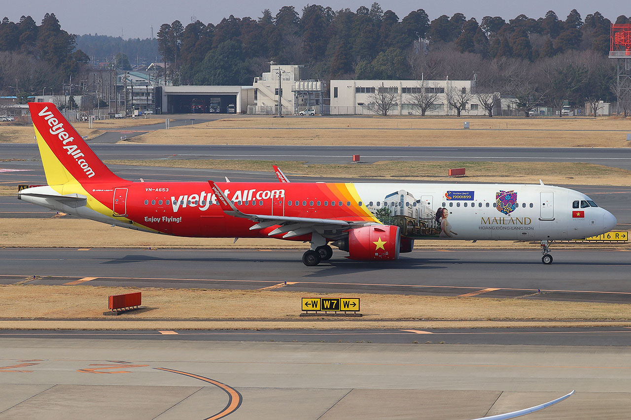 ./assets/img/aircraft/VN-VJC-A321-3.jpg