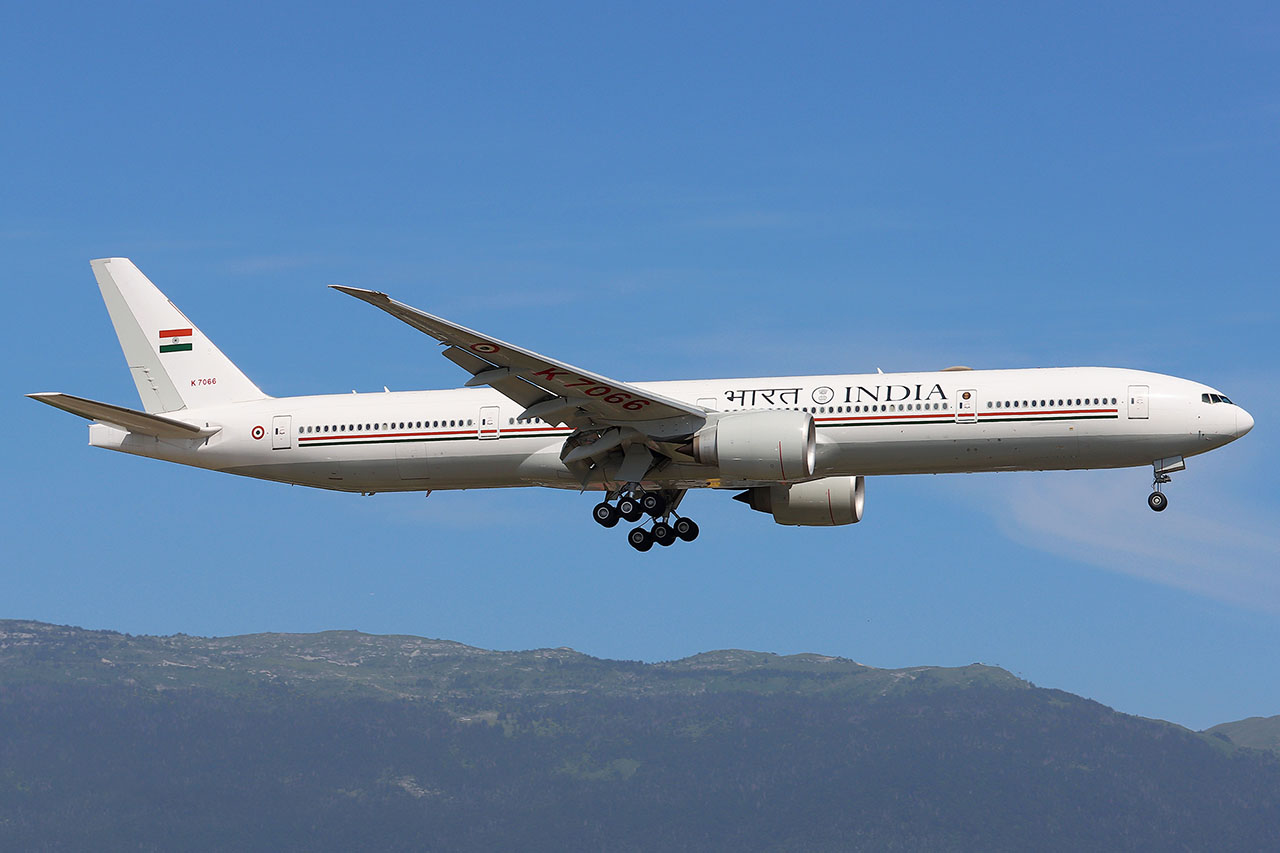 ./assets/img/aircraft/VT-450-B773-1.jpg