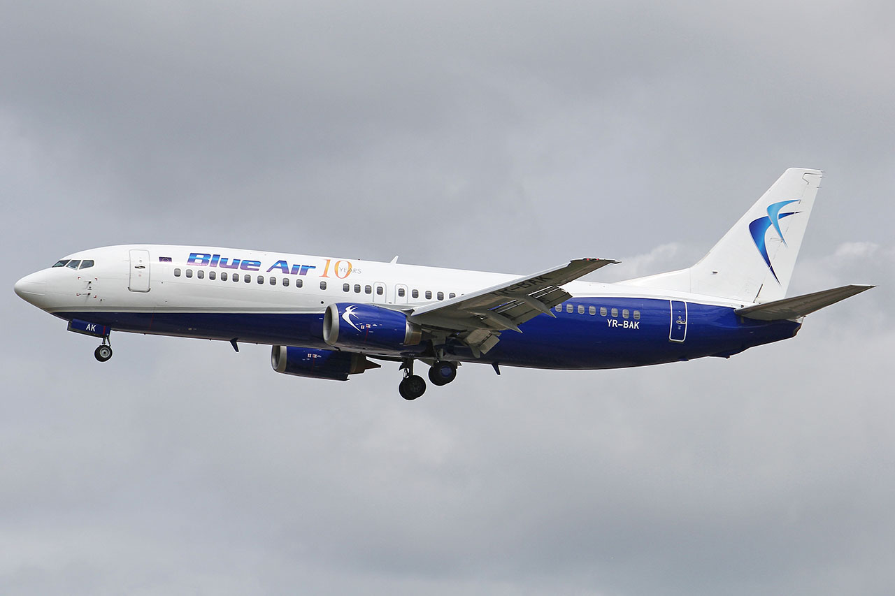 ./assets/img/aircraft/YR-BLA-B734-5.jpg