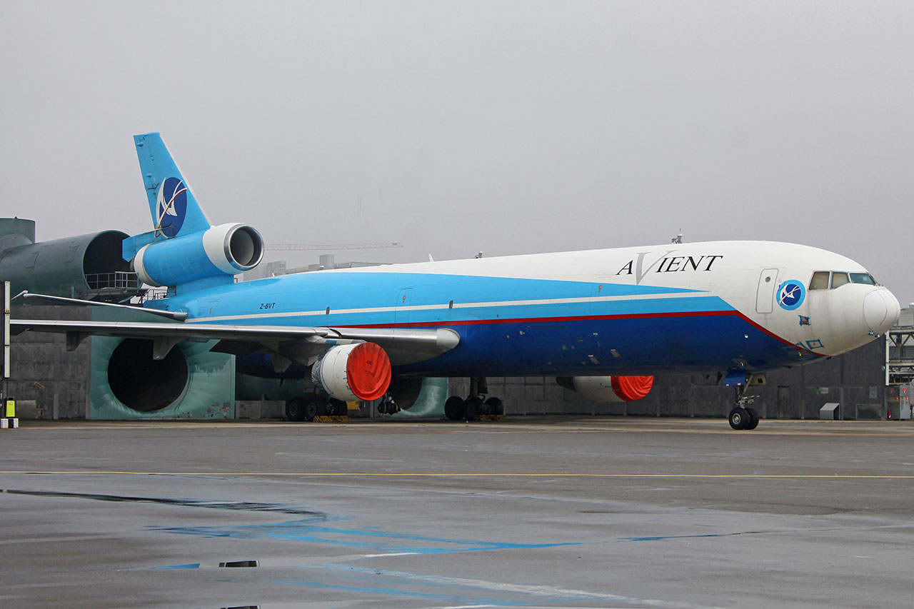 ./assets/img/aircraft/Z-SMJ-MD11-1.jpg