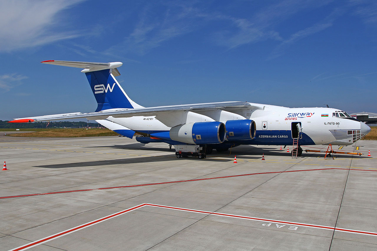 ./assets/img/aircraft/4K-AZQ-IL76-1.jpg