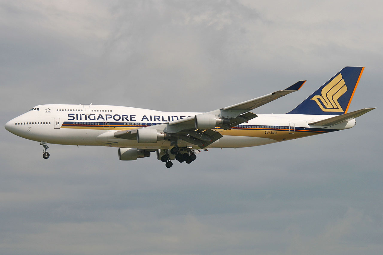 ./assets/img/aircraft/9V-SIA-B744-1.jpg