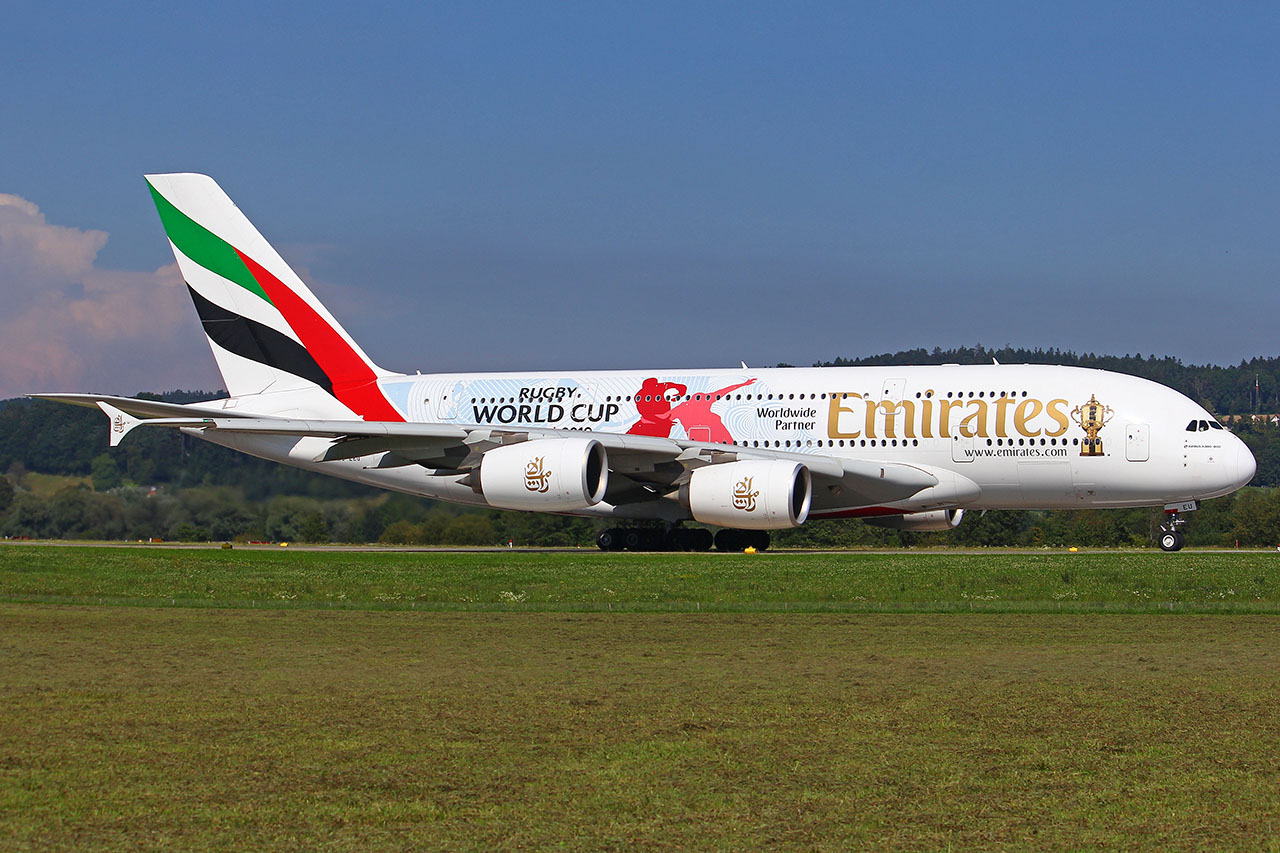 ./assets/img/aircraft/A6-UAE-A388-10.jpg