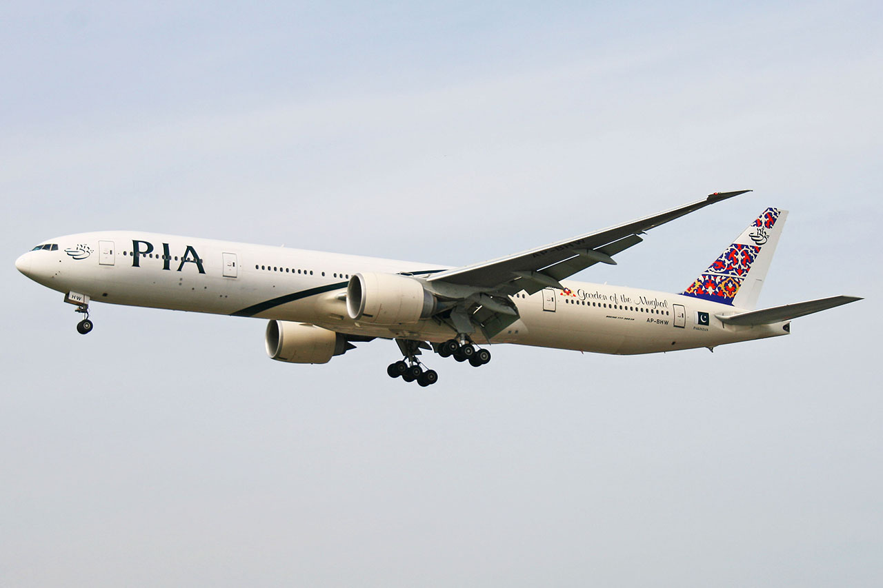 ./assets/img/aircraft/AP-PIA-B773-3.jpg