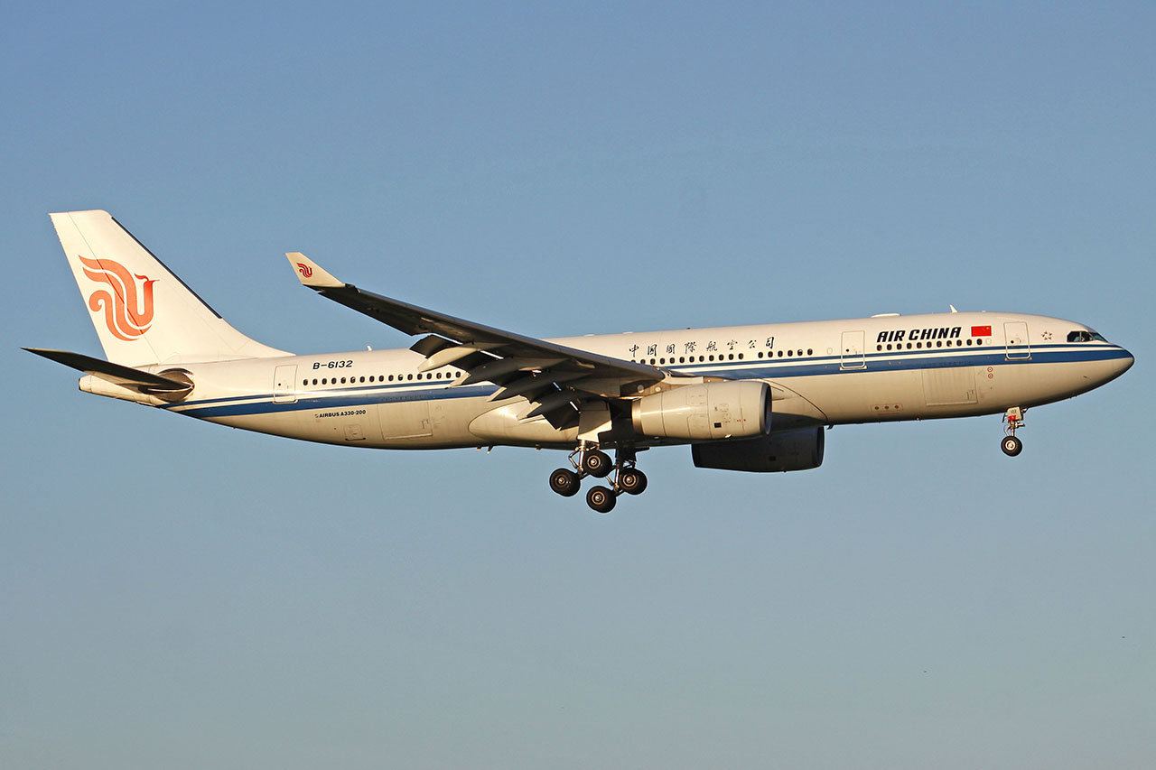 ./assets/img/aircraft/B-CCA-A332-1.jpg