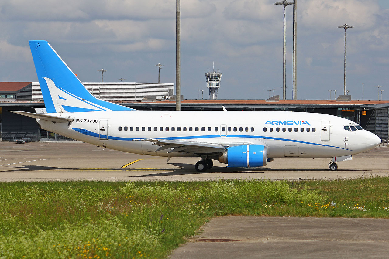 ./assets/img/aircraft/EK-NGT-B735-1.jpg