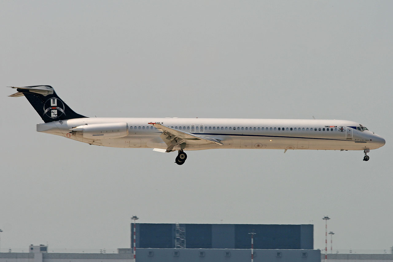 ./assets/img/aircraft/F-BLE-MD83-3.jpg