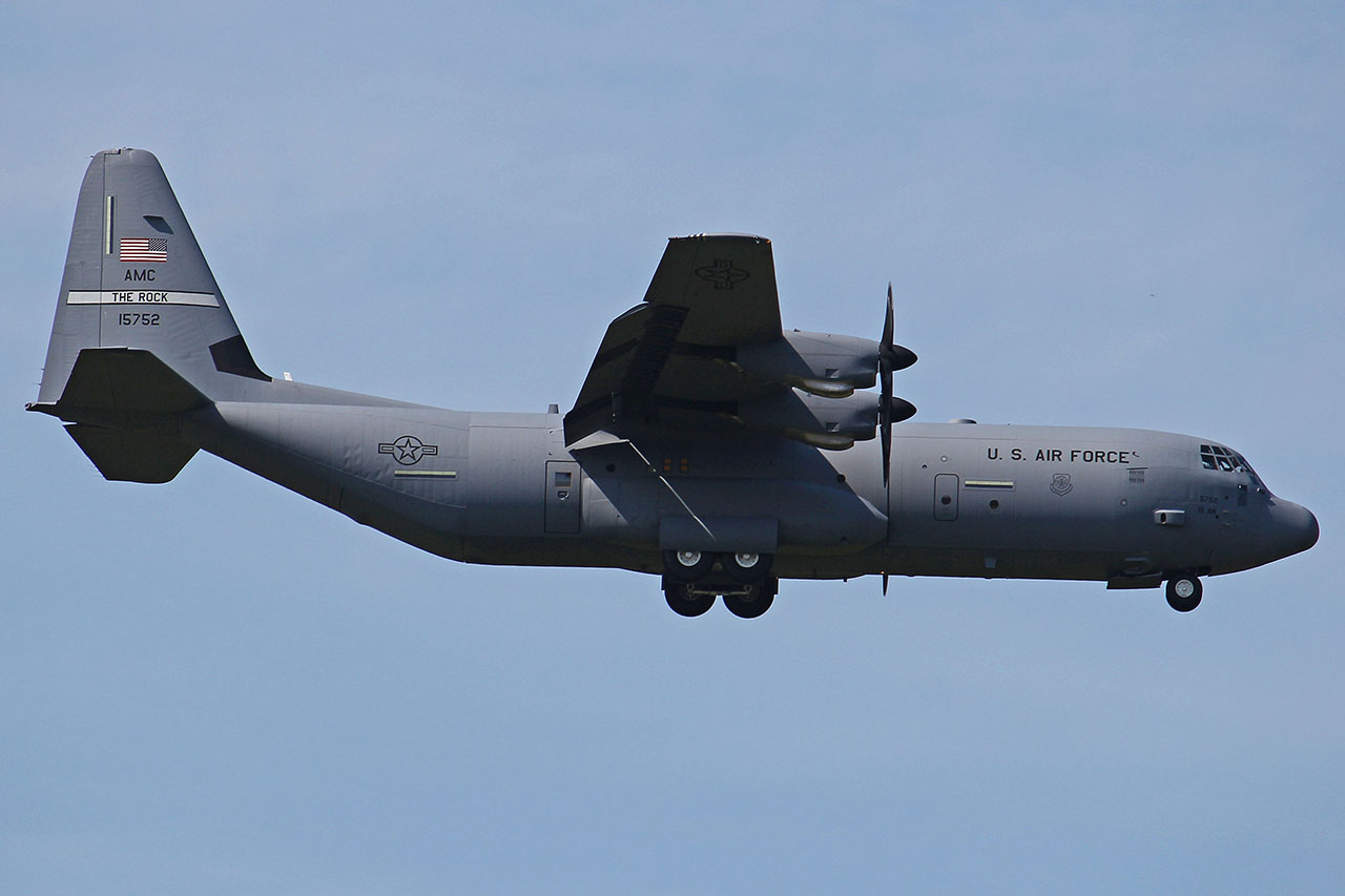 ./assets/img/aircraft/N-450-C130-6.jpg