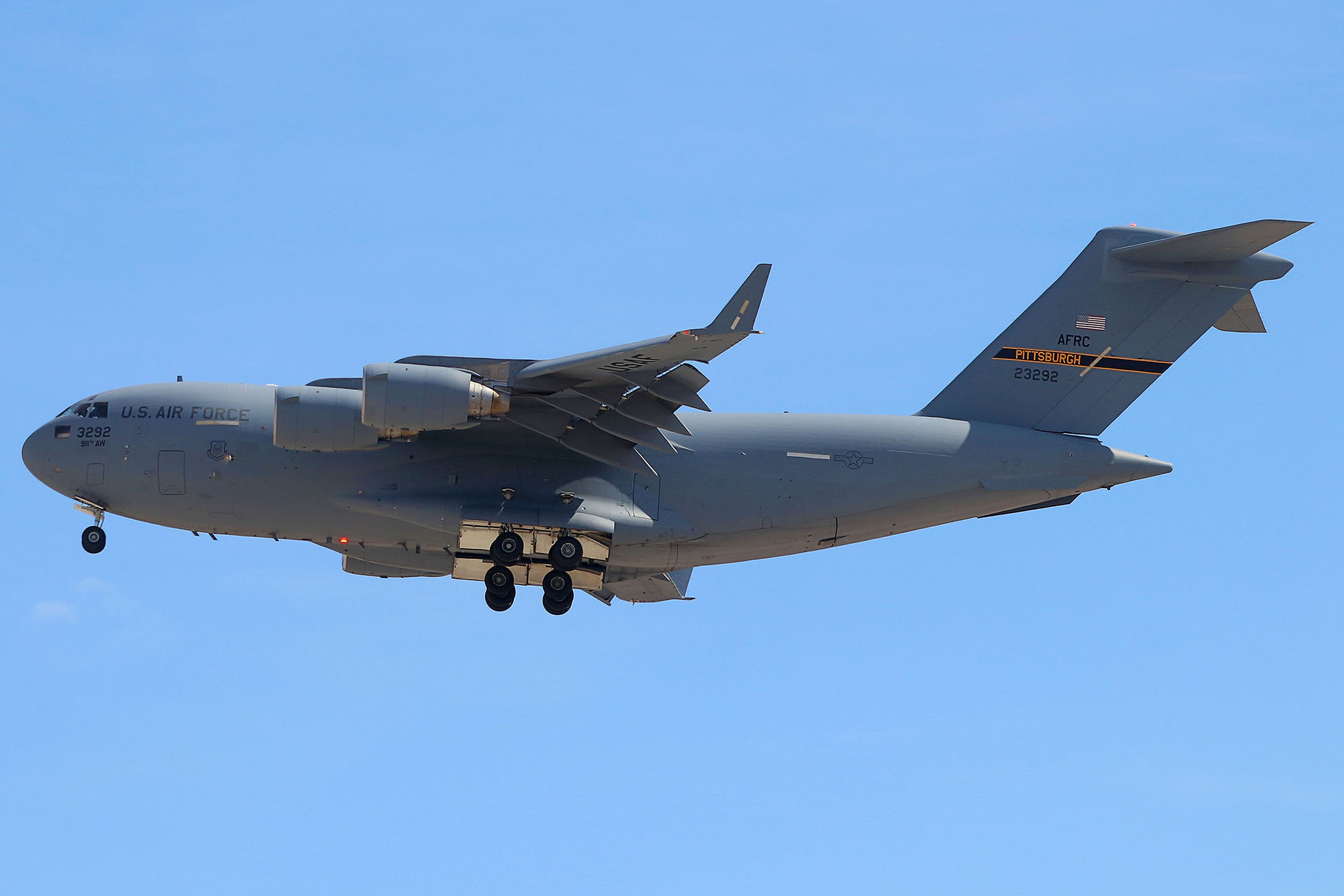 ./assets/img/aircraft/N-450-C17-13.jpg