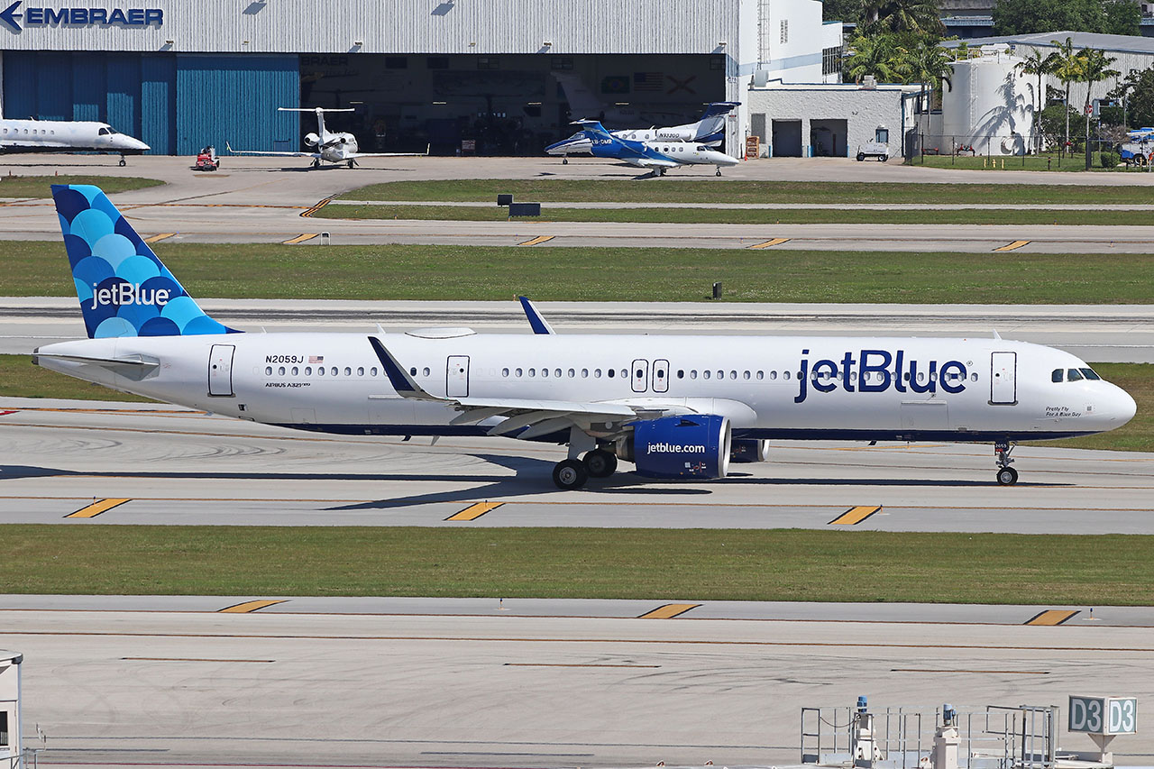 ./assets/img/aircraft/N-JBU-A321-2.jpg