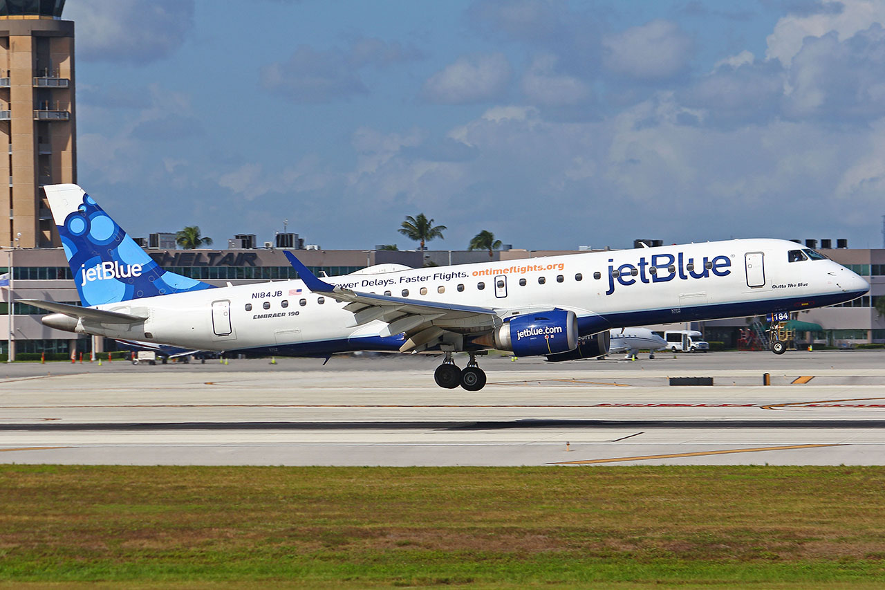 ./assets/img/aircraft/N-JBU-E190-3.jpg