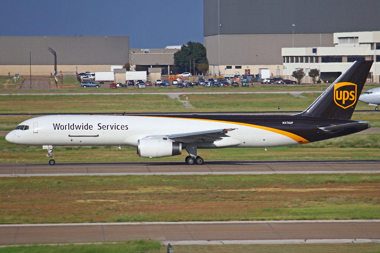 ./assets/img/aircraft/N-UPS-B752-1.jpg