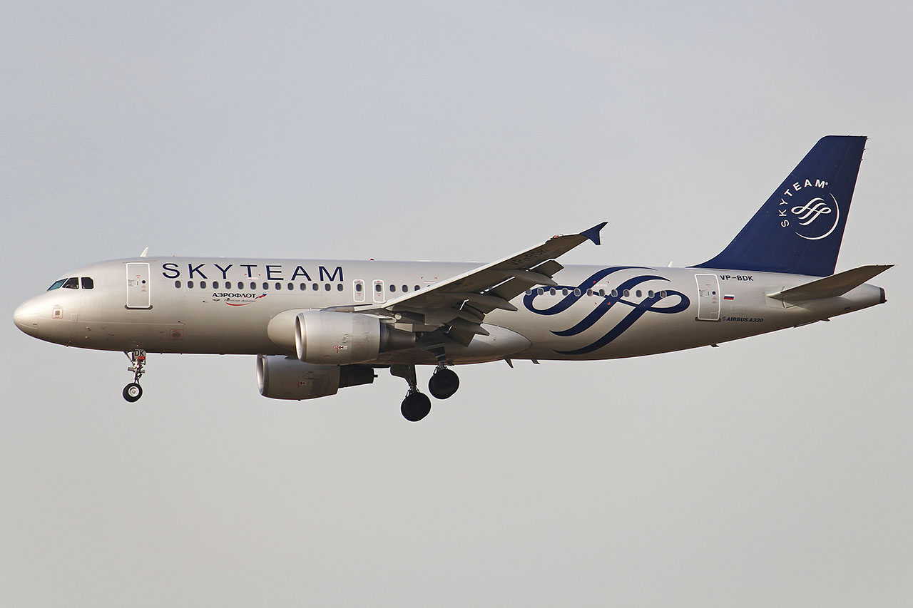 ./assets/img/aircraft/RA-AFL-A320-6.jpg