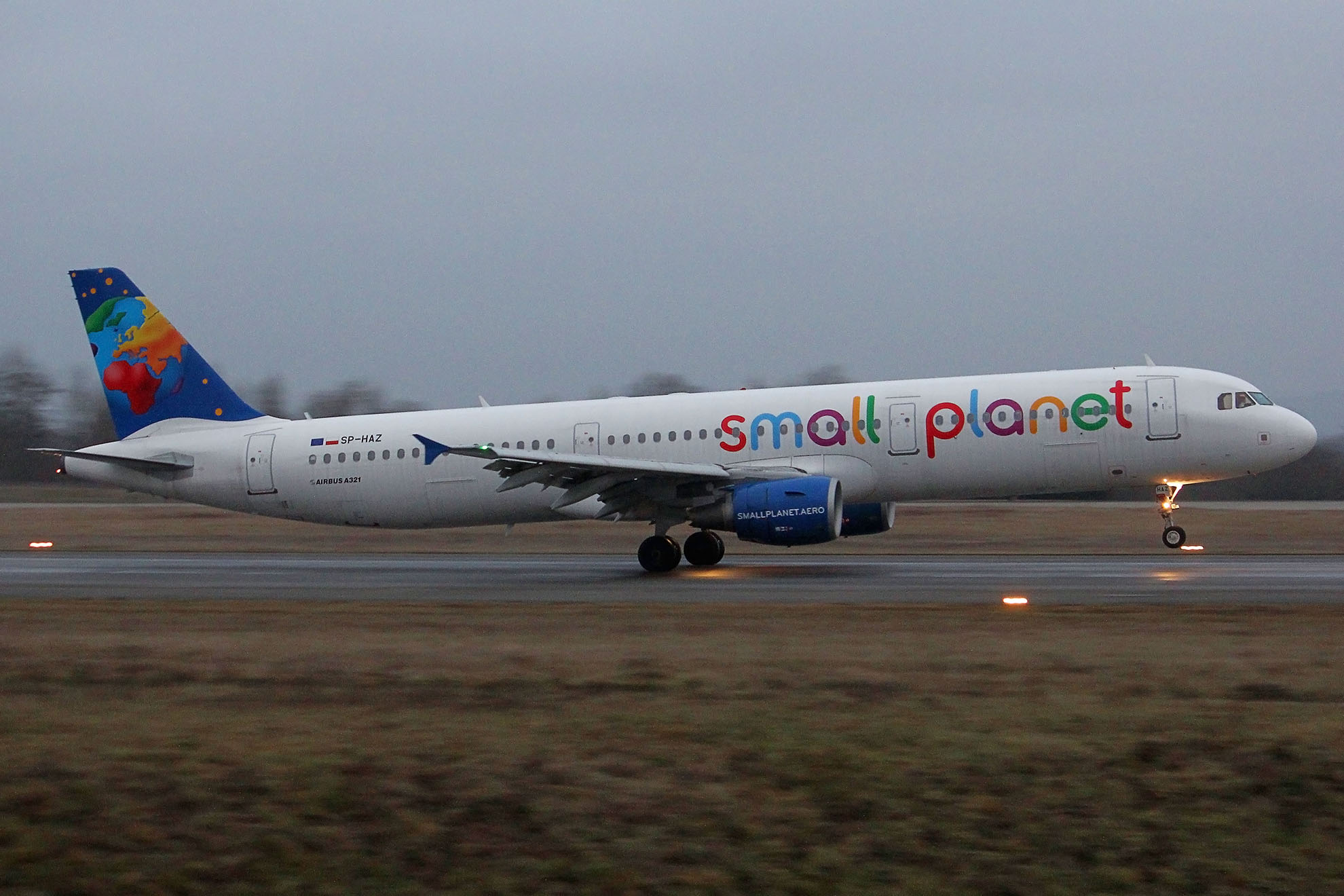 ./assets/img/aircraft/SP-LLP-A321-1.jpg