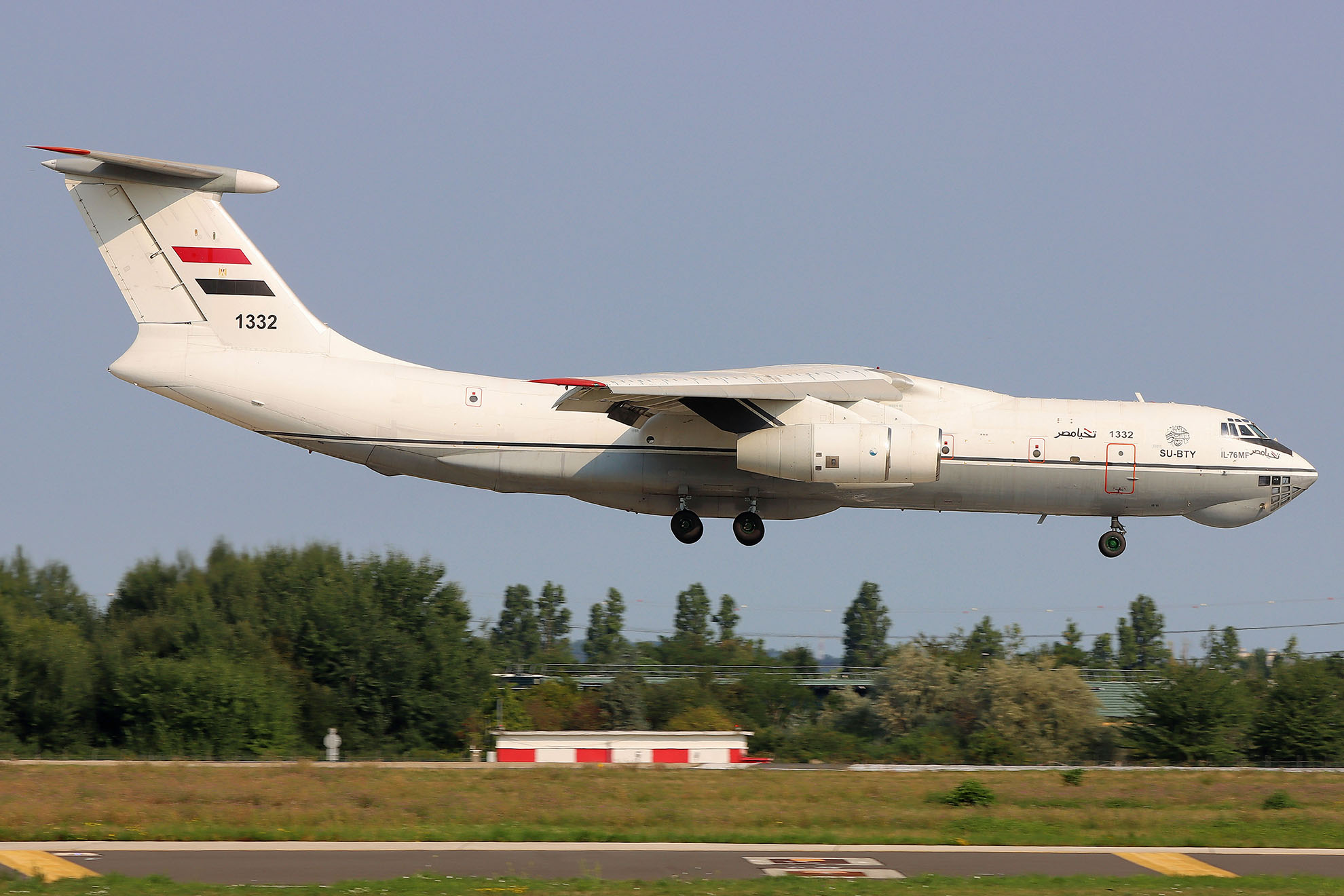 ./assets/img/aircraft/SU-450-IL76-1.jpg