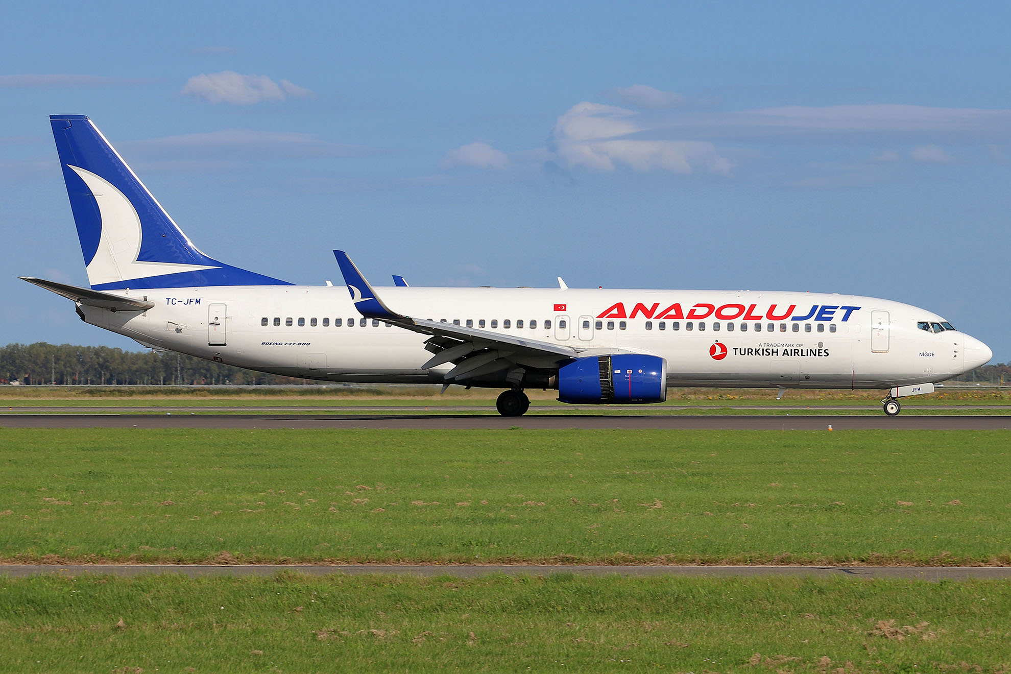 ./assets/img/aircraft/TC-AJA-B738-1.jpg