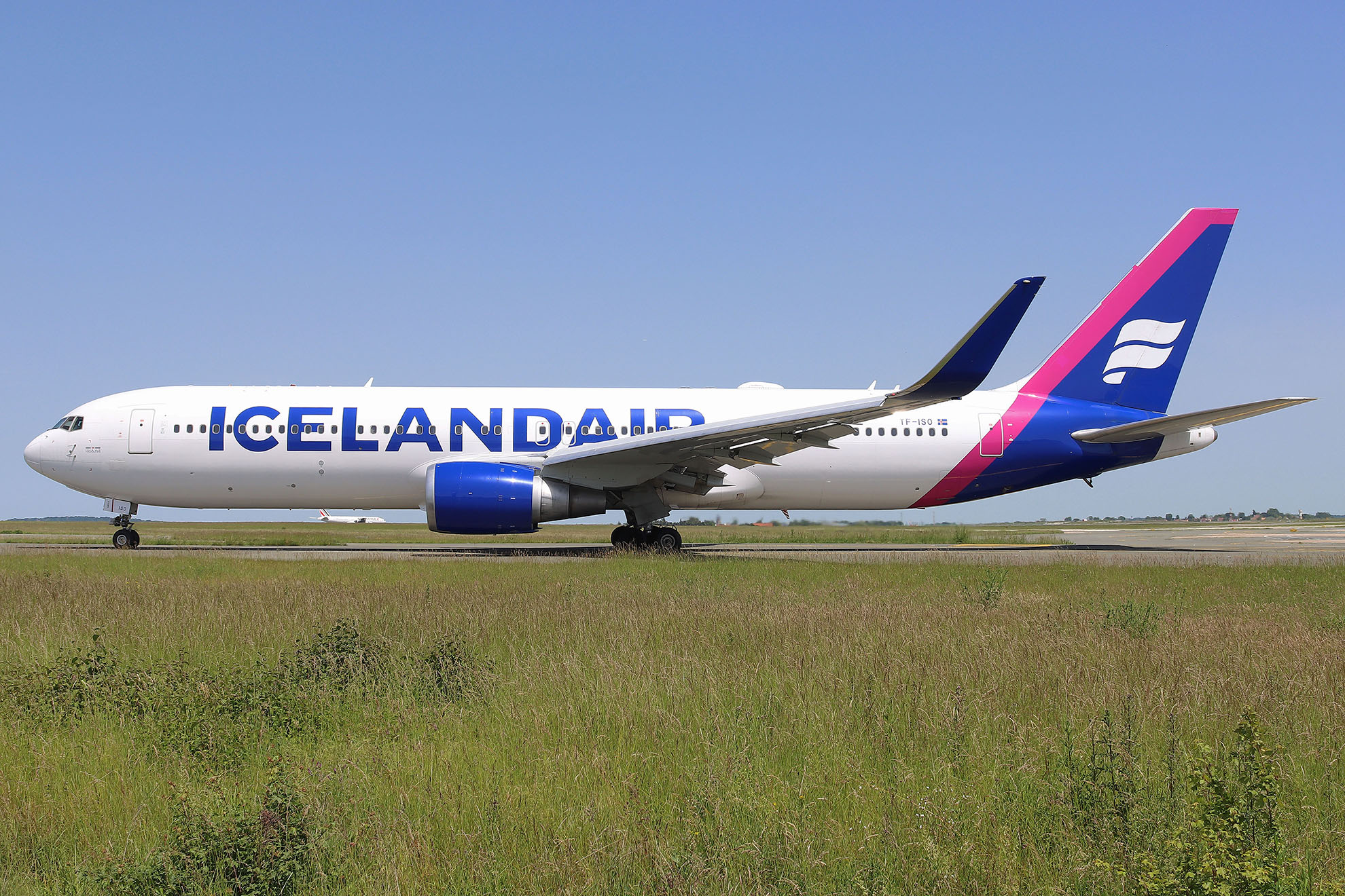 ./assets/img/aircraft/TF-ICE-B763-1.jpg