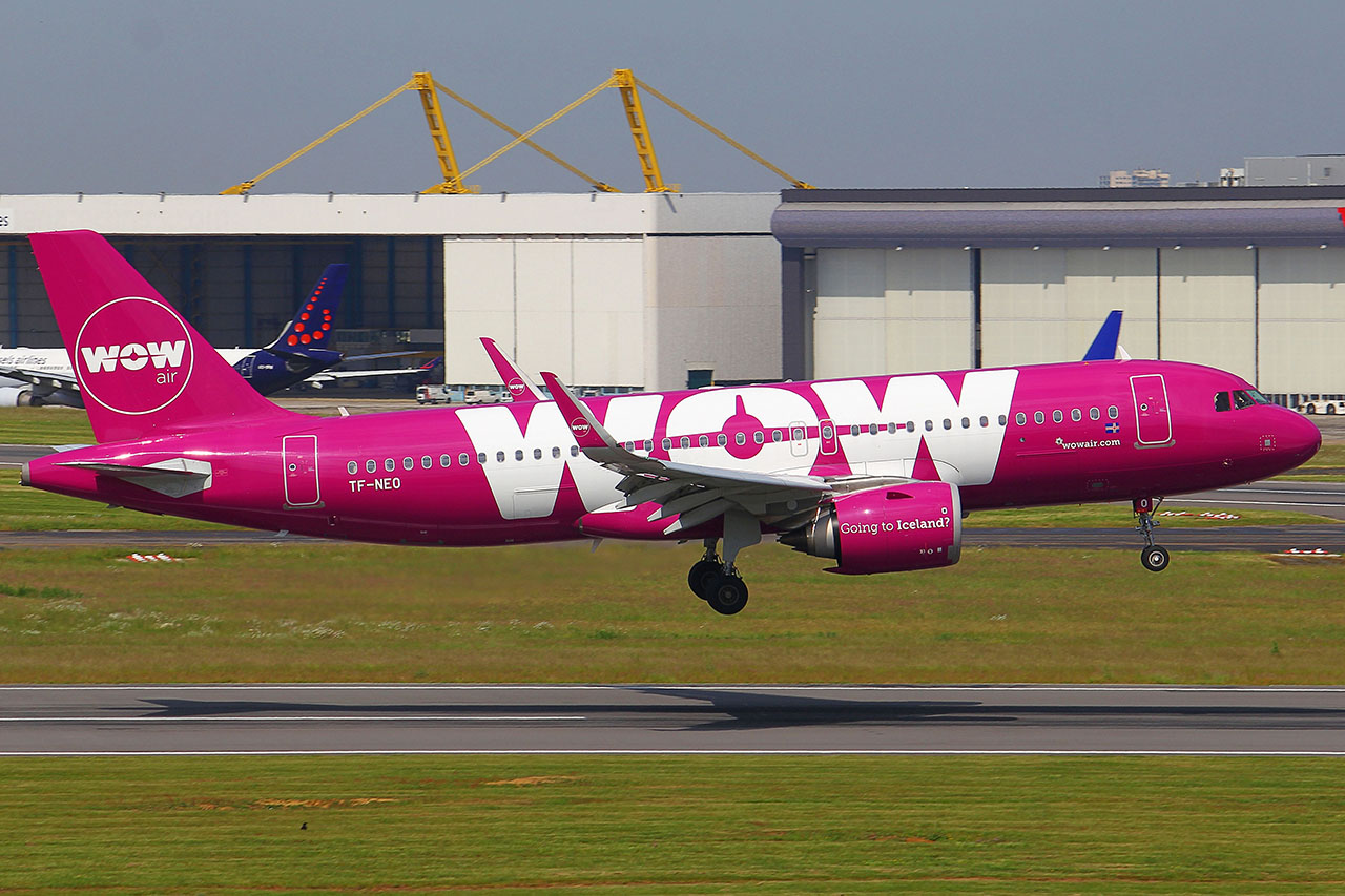 ./assets/img/aircraft/TF-WOW-A320-3.jpg