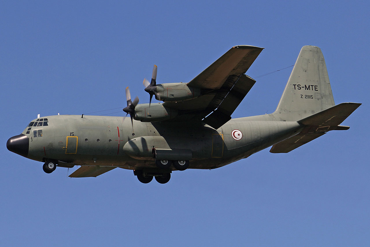 ./assets/img/aircraft/TS-450-C130-1.jpg