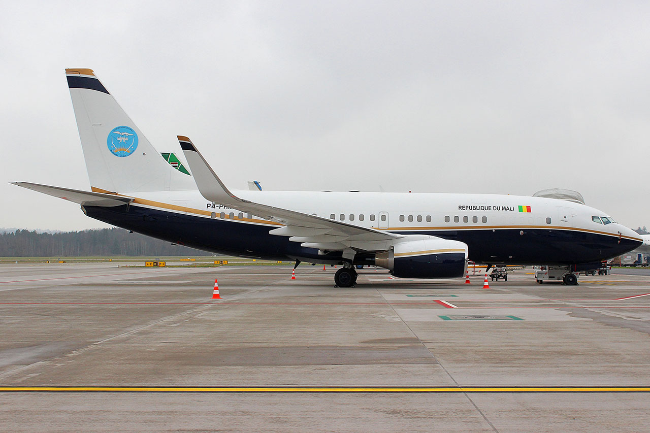 ./assets/img/aircraft/TZ-450-B737-1.jpg