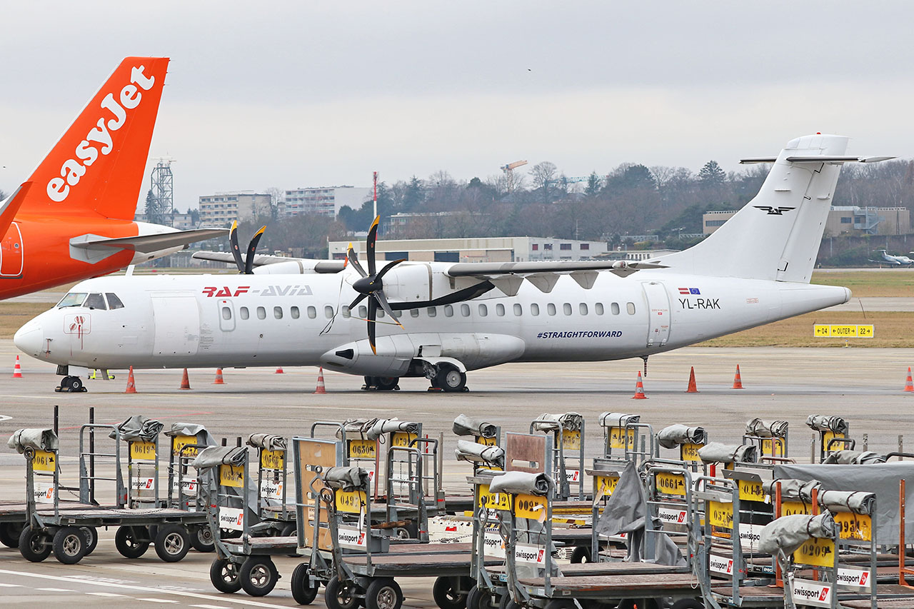 ./assets/img/aircraft/YL-MTL-ATR72-1.jpg